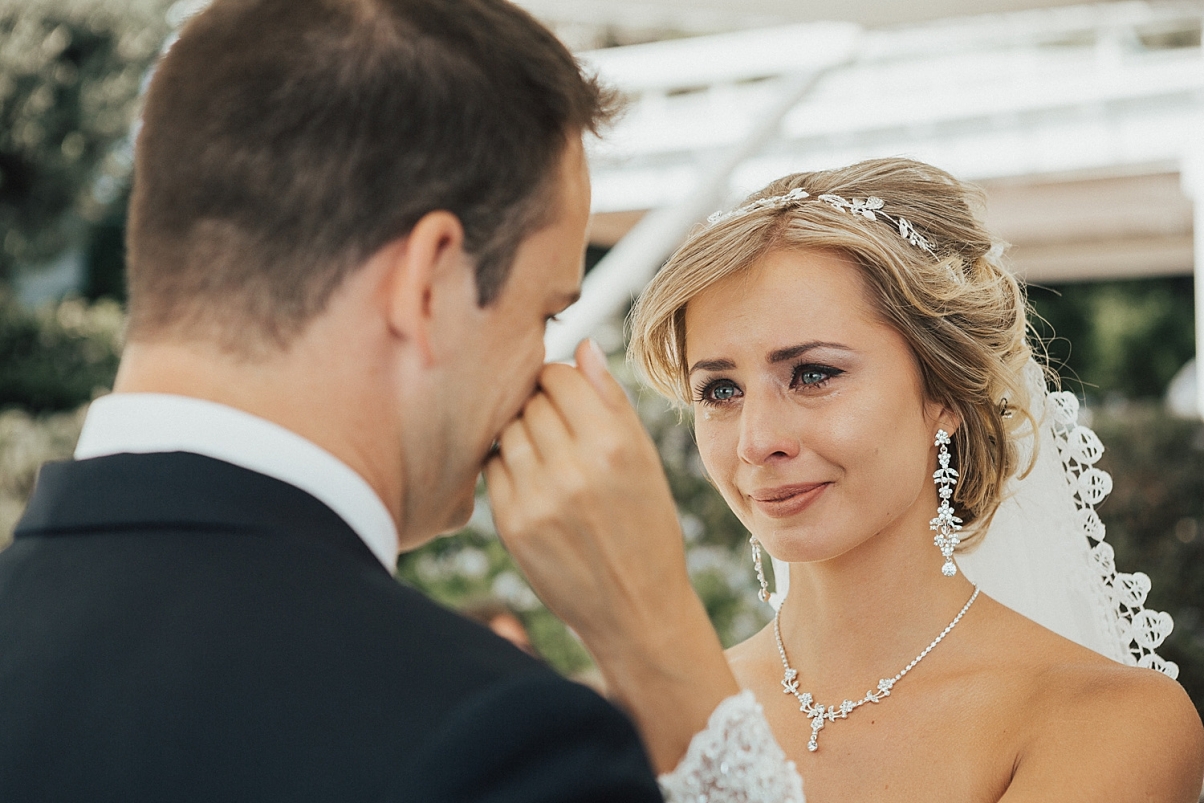 emotional-wedding-at-Grecian-bay-hotel-023